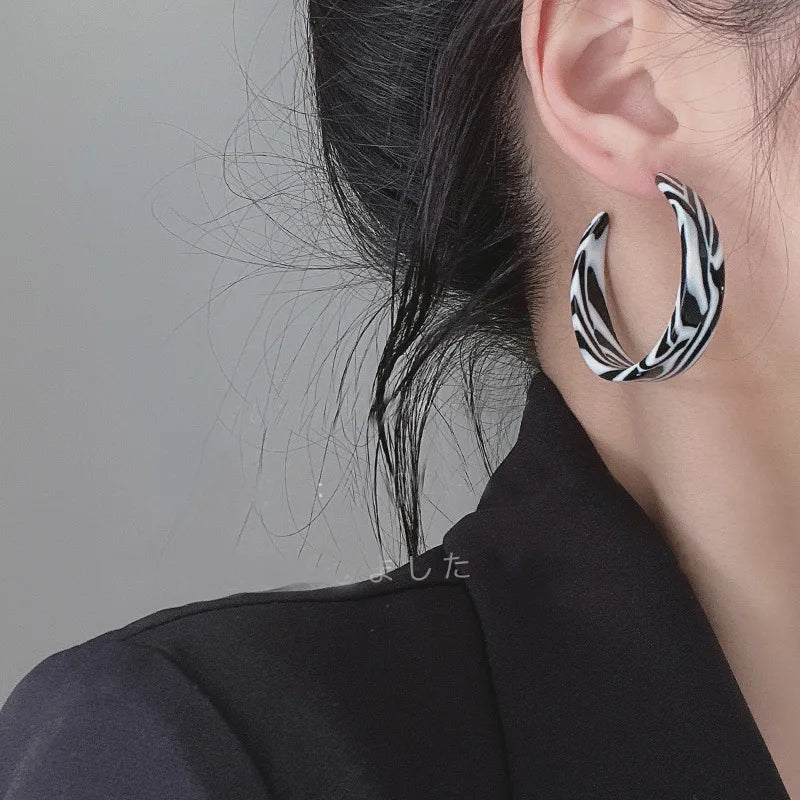 Semicircle Leopard C-Shape Hoop Earrings Women Large Circle Round Big Hoop Earrings For Women Girl Wedding Party Jewelry